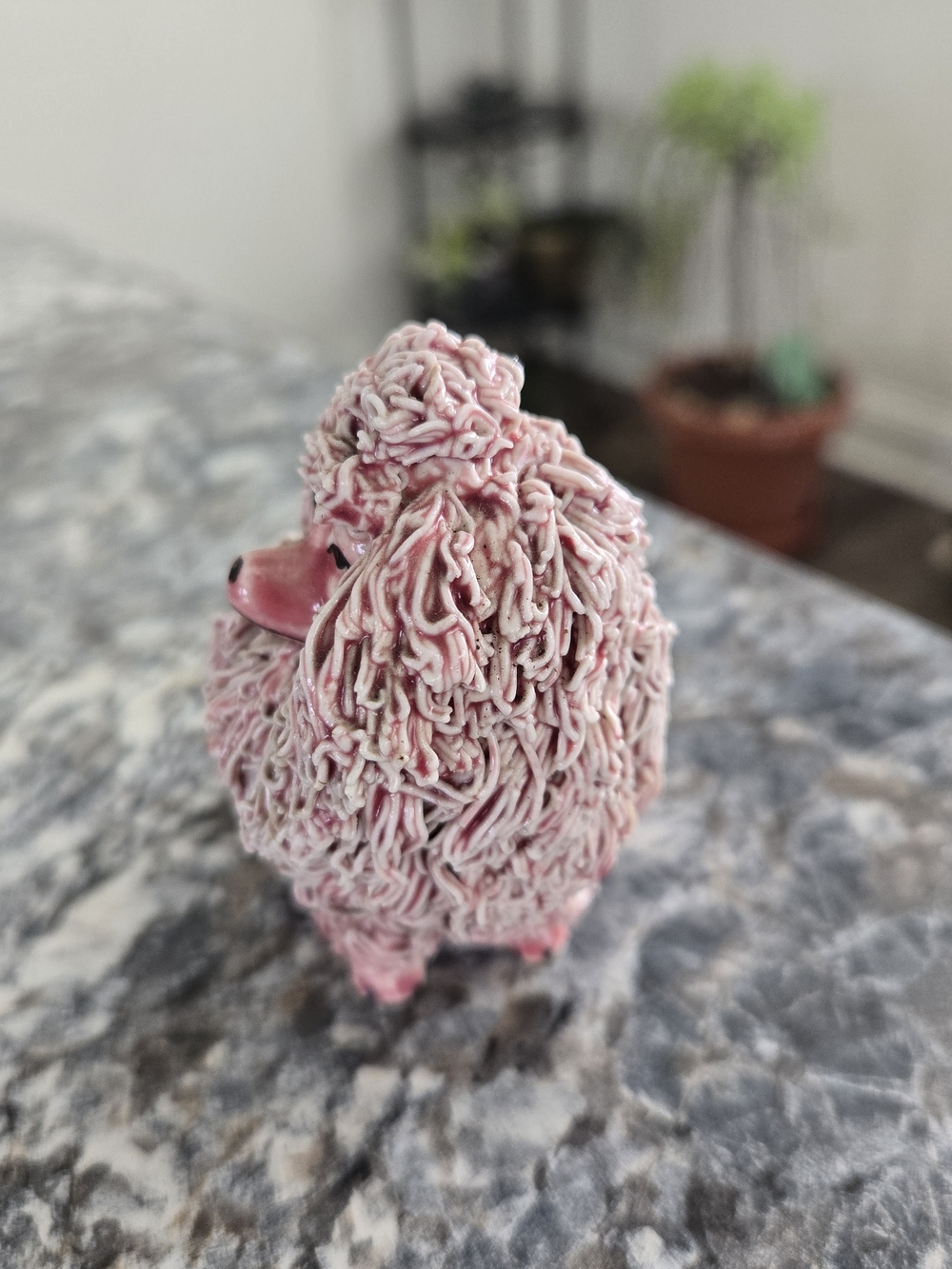 Vintage Pink Spaghetti Poodle Figurine, Mid Century Dog Collectible - Picture 3 of 6